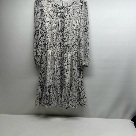 J. Crew Women's Animal Reptile print smocked-waist dress AK925 Grey/White small - Picture 3 of 11